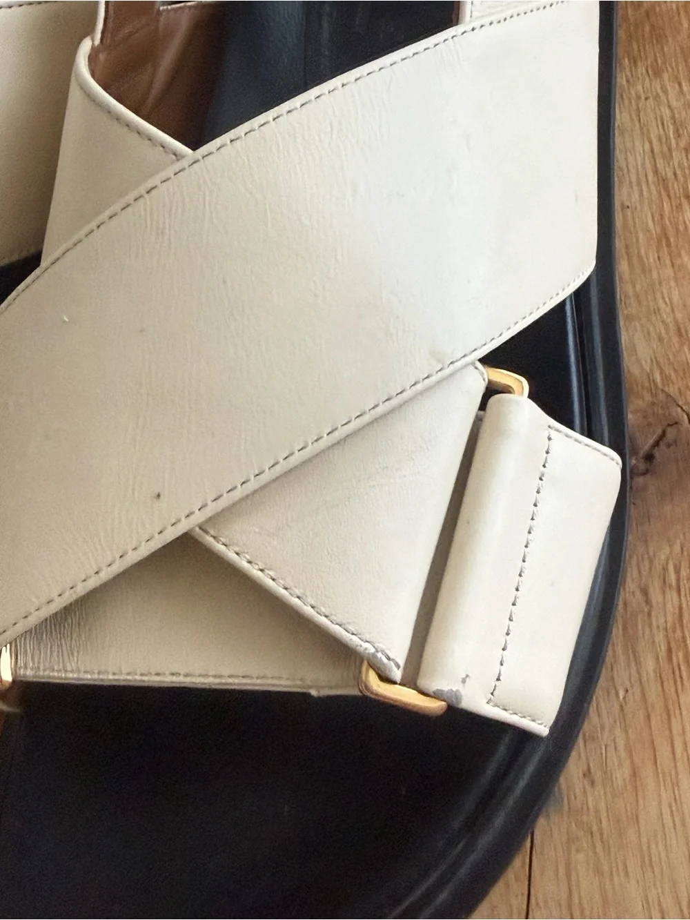 Marni White Leather Fussbett size 37